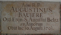 Grabinschrift des Augustin Baviere in den Müllner Columbarien